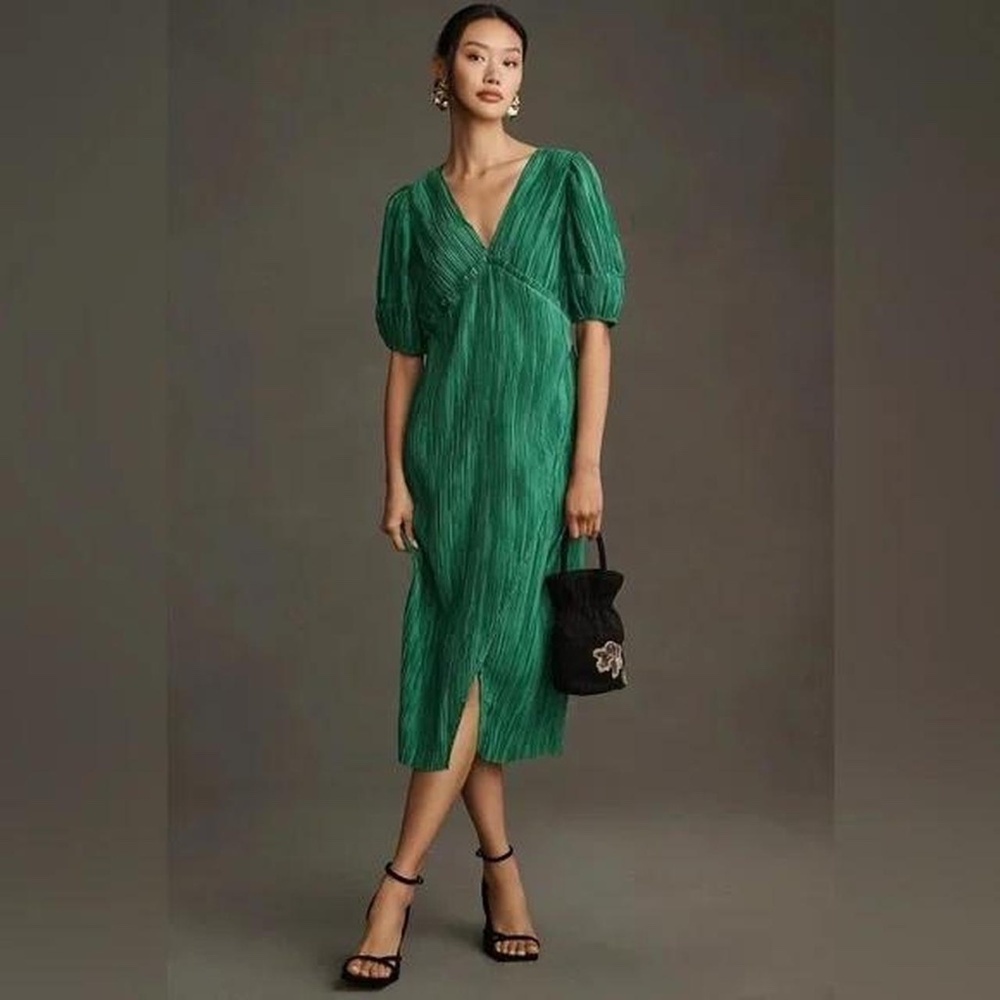 ANTHROPOLOGIE NWOT Green V-Neck Pleated Midi Dress